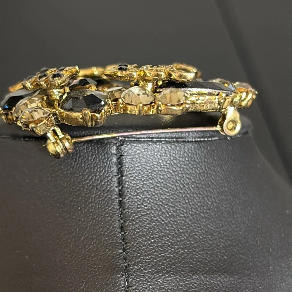 Vintage Chic Black and Gold Crystal Rhinestone Brooch